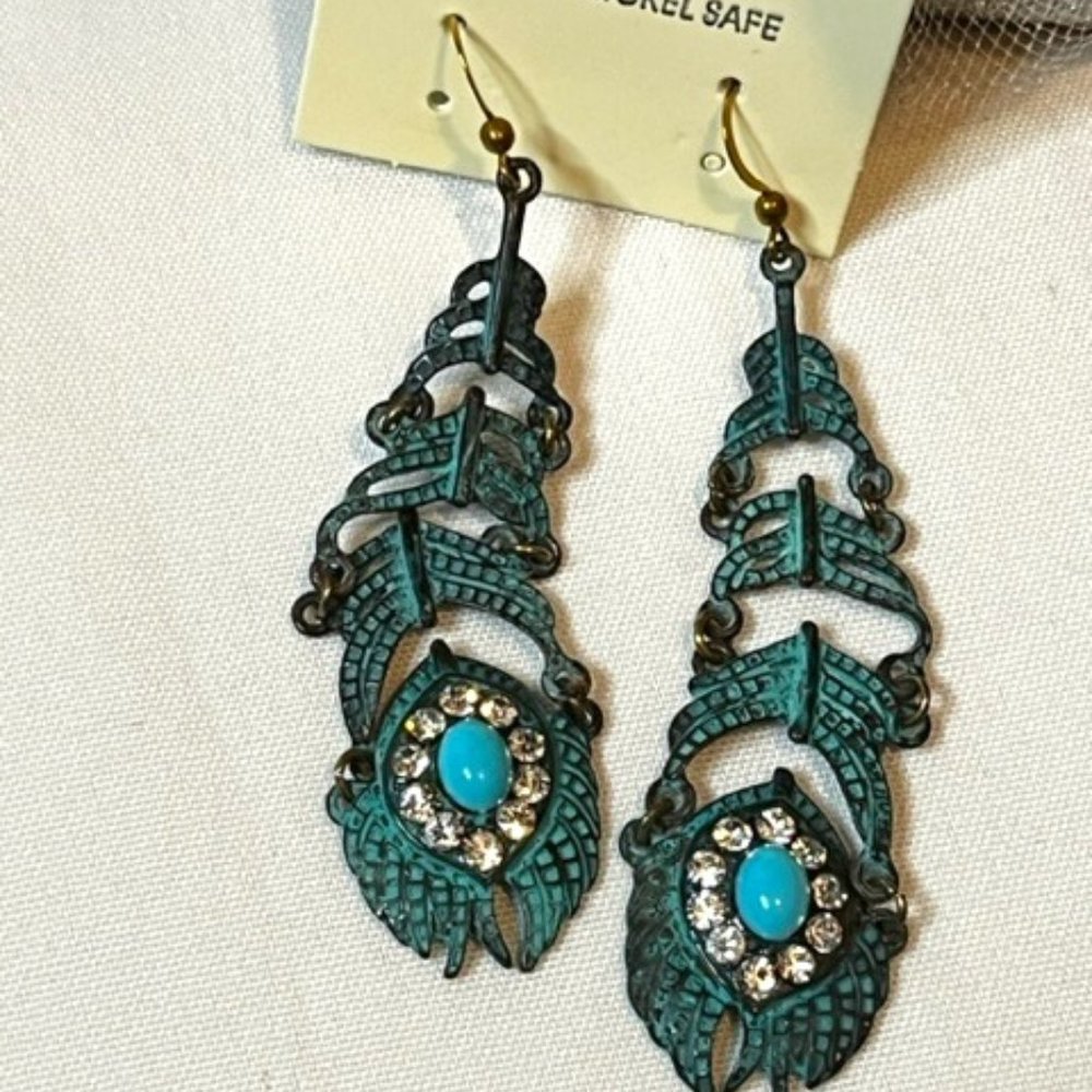 Turquois Hybrid Feather Earrings with Bling Crystals.